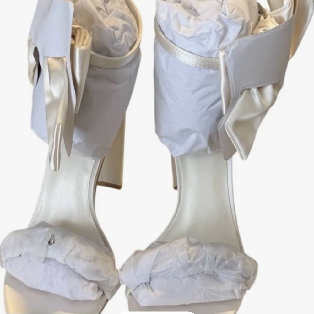 Oleg Cassini White Satin Heels with Bow